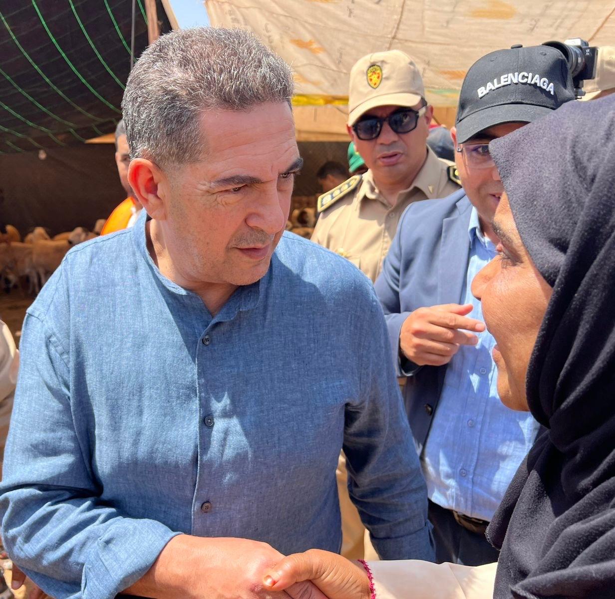 الوالي أمزازي يتفقد رحبة الأضاحي بـ تكوين ويشدد على محاربة المضاربين والسماسرة